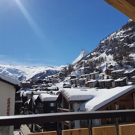 Center With Matterhorn View شقة *