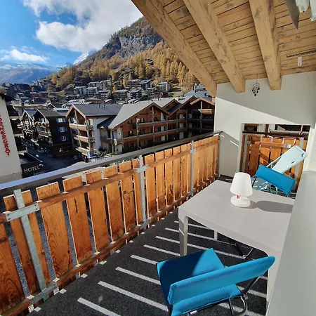 Center With Matterhorn View زيرمات